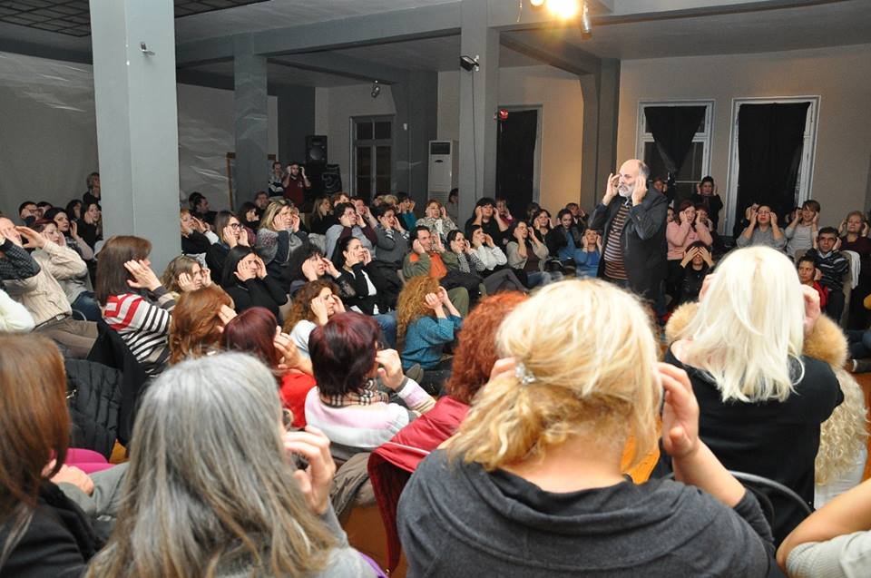 Live group practice at a Thessaloniki seminar